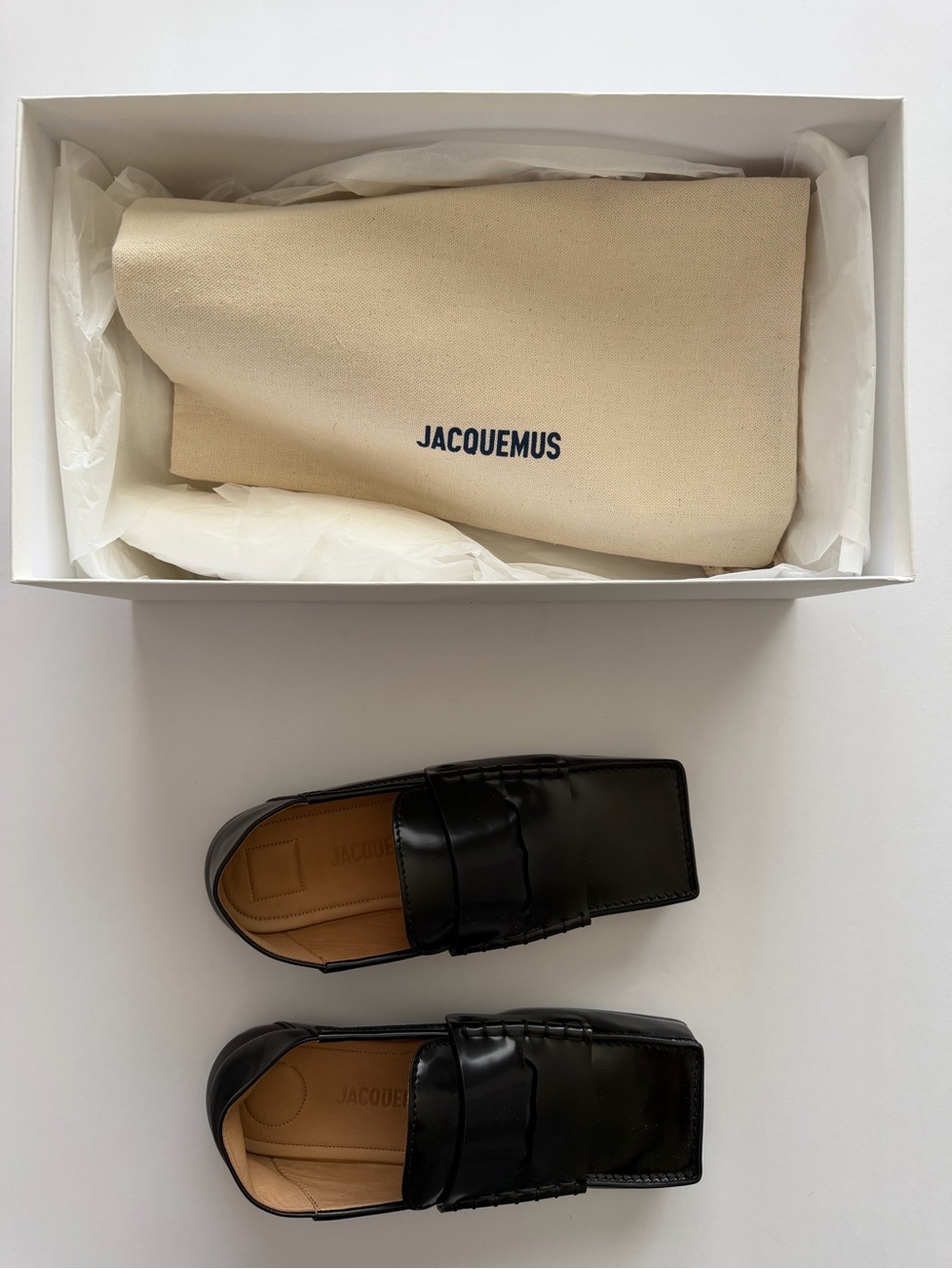 Jacquemus Authentic Carré Loafers In Black Leather Women’s Size 36 NWT - Picture 5 of 9